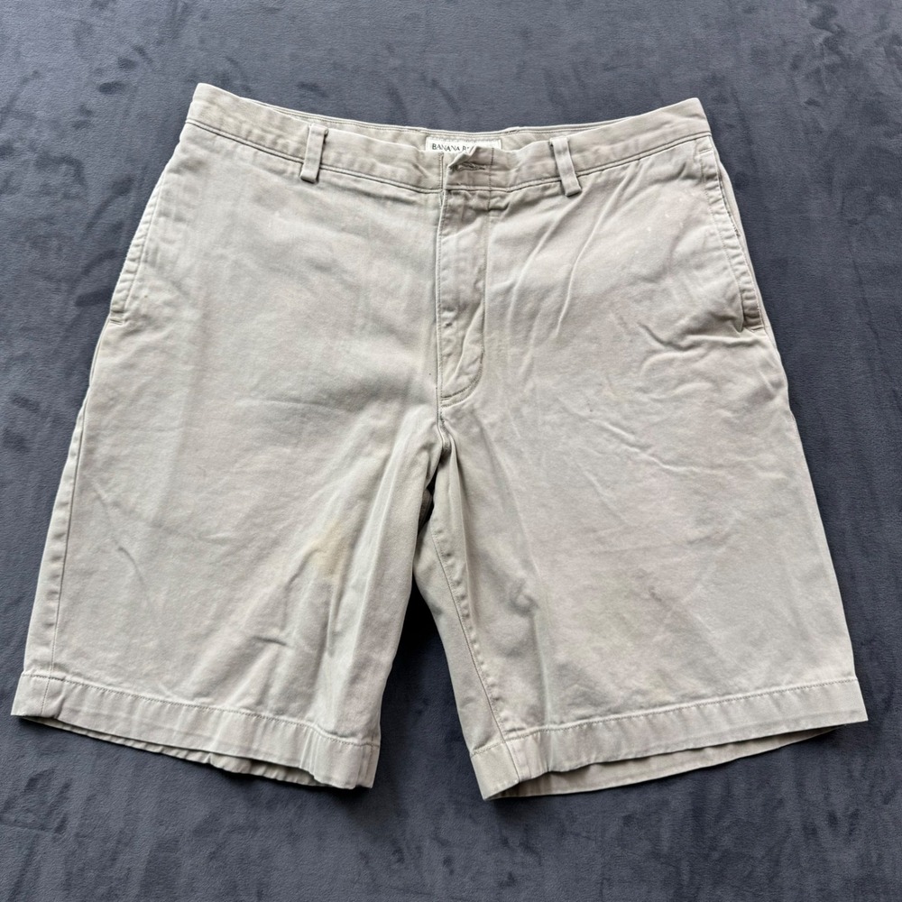 Banana Republic Mens Khaki Chino Shorts 34 Tan 100% Cotton Flat Front 9 Inseam